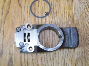 Ford FMX Governor Assembly B9AP-7A300-B - Picture 1 of 4