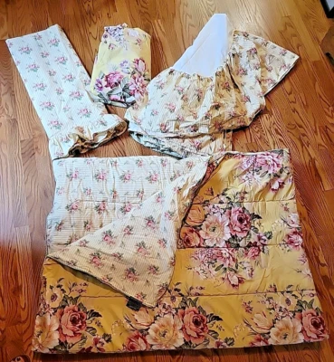 Ralph Lauren Sophie Brooke Floral TWIN Reversible Comforter Skirt Sheet Set - Image 1 of 4