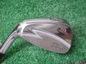 Left Hand Nice Titleist Forged ZB Pitching Wedge Dynamic Gold S-300 Steel Stiff - Picture 1 of 4