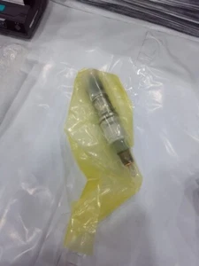 New Fuel Injector For Ram 2013-2018 6.7L Cummins 0445120342 4994925 68210105AA - Picture 1 of 6