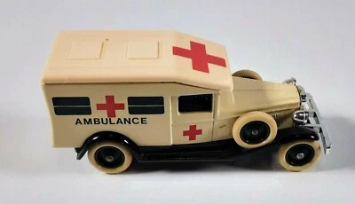 Lledo Days Gone, 18-19-22-24-25-38, Ambulance, Oldtimer, ca. 9 cm lang,  #AG857 - Bild 1 von 4