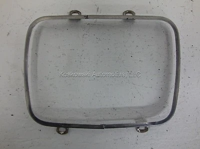 56001260 Anillo de retención de faros 86 Jeep Cherokee Comanche Wrangler 85 84 87 88 Foto 1 de 3