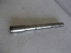 HUSILLO RUEDA DELANTERA HONDA CBR250 MC19 - Imagen 1 de 2