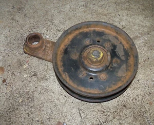 Conjunto de brazo de tensión polea loca cubierta John Deere 316 318 322 330 332 46" - Imagen 1 de 3