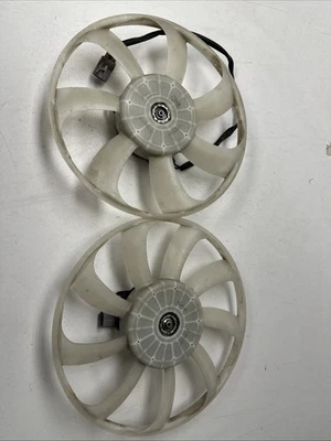 2012-2014 Toyota Prius V  Right & Left side Cooliing Fan Motor W/ Blade OEM - Image 1 of 4