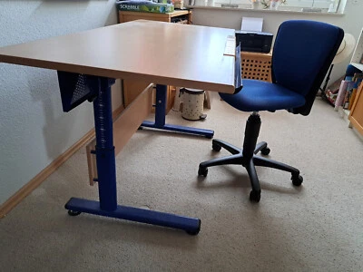 Paidi-Schreibtisch (Kinder), Buche, höhenverstellbar inklusive Schreibtischstuhl - Bild 1 von 2