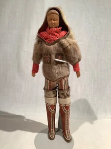 EARLY 20th CENTURY GREENLAND INUIT ESKIMO DOLL, 14 INCHES TALL,  - Picture 1 of 18