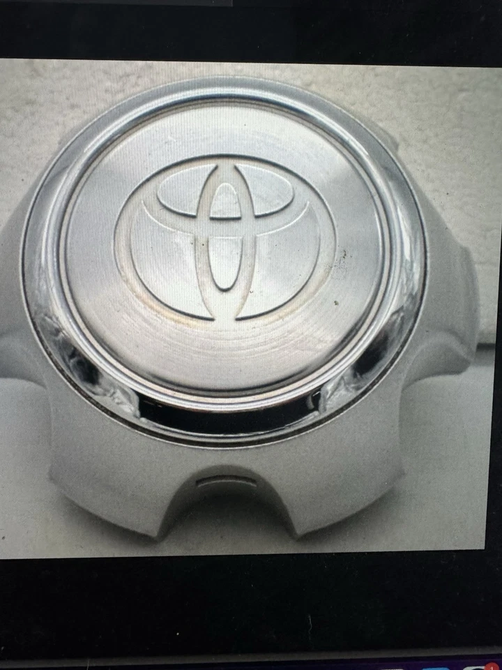 Tapa central Toyota 4Runner 2001-2002 se adapta a rueda de 16" de 5 radios Foto 1 de 3