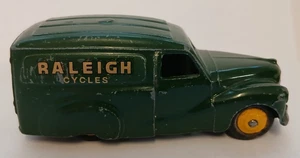Dinky 472 - Austin Van - Pre-loved model with fresh transfer applied (DT2360) - Picture 1 of 6