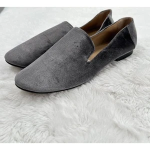 Banana Republic Womens Loafer Flat Shoes Gray Slip On Round Toe 8 - Picture 1 of 8