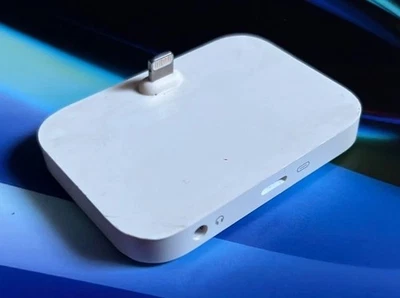 Apple iPhone Charging stand Dock Ladestation A1717 Lightning space grey - Image 1 of 4