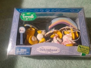NEU Furryville Die Duckinghams im Regen bewegliche Enten - Bild 1 von 7