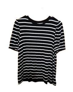 Time And True Top Size Medium (8-10) Pullover Shirt Short Sleeve Super Soft - Picture 1 of 10