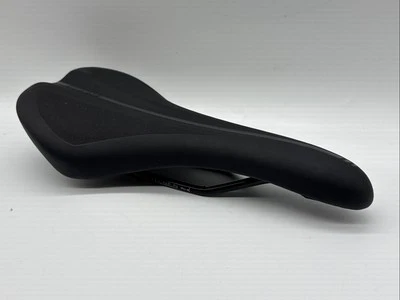 Selim de mountain bike Giant MTB 275/140mm preto conforto na estrada - Imagem 1 de 4