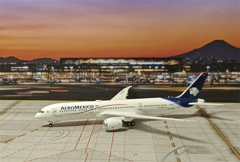 for NG Models for Aeromexico for Boeing 787-9 XA-ADG 1:400 Aircraft Model - Image 1 of 1