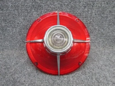 Ford Galaxie 500XL 1963 luz trasera luz de freno lámpara lente - NORS Foto 1 de 4