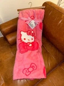 Brand New with Tags Viral Hello Kitty Pink Bow Faux Fur Blanket 🎀 - Picture 1 of 6