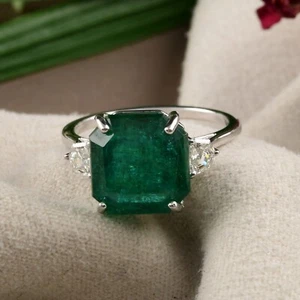 7.12 TCW Zambian Emerald Lab Grown CVD Diamond Three Stone Ring 18k White Gold - Picture 1 of 9