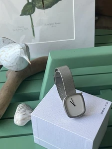 Reloj para mujer Bering Pebble acero inoxidable plata diseño danés 18034-004 179 £ - Imagen 1 de 19