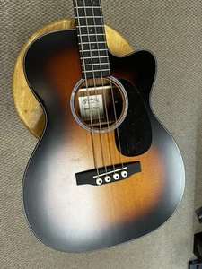 Martin 000C Jr-E Bass Junior Short Scale Acoustic/Electric Burst w/ Case - Picture 1 of 19