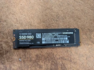 Samsung 980 SSD 1TB PCle 3.0x4 NVMe M.2 2280 MZ-V8V1T0 - Afbeelding 1 van 1