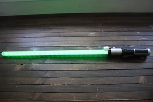 Star Wars FX Lightsaber Disney Green FAC 018591 17136 Lucas Films 32.5” - Picture 1 of 5