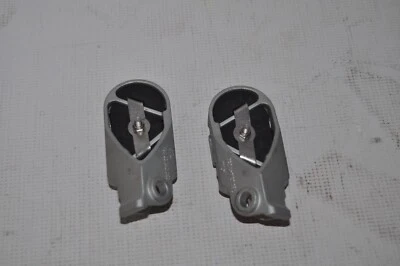 USED FOOT PEGS with pad-A46003041000 Foto 1 de 2