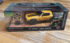 Transformers Rise of The Beast 1:24 1977 Chevy Camaro Bumblebee & Badge Die-C... - Picture 1 of 5