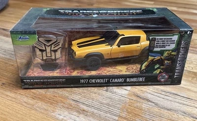 Transformers Rise of The Beast 1:24 1977 Chevy Camaro Bumblebee & Badge Die-C... - Image 1 of 4