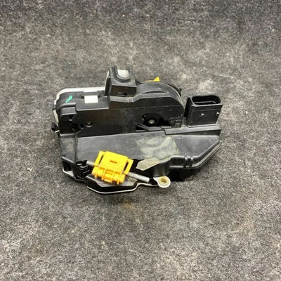 Actuador de bloqueo de puerta izquierda conductor trasero para Chevrolet Sonic 2012-13 OEM Foto 1 de 4