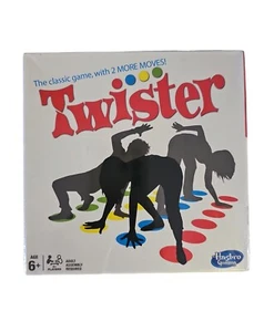 TWISTER Travel size New & Sealed - Hasbro Family Fun Kids TRACKED POST - Picture 1 of 8