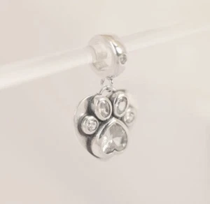 Charm Dangle 925 Silber Hund Pfote Herz Steinchen - Anhänger für Pandora Armband - Bild 1 von 1