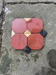 Victorian Floor Tiles Reclaimed - Picture 1 of 5
