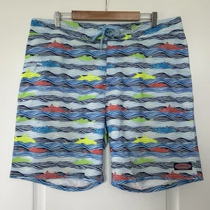 Vineyard Vines Board Shorts Mens Size 38 9" Inseam Fish Print Swim Beach - Picture 1 of 11