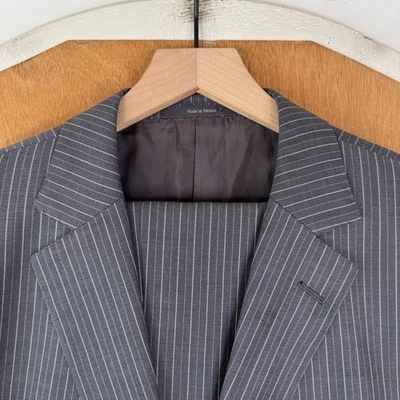 Traje Zegna Para Hombre 46L Gris Rayas 2 Botones 100% Lana Tessuto Cinzato Pantalón 36x31 Foto 1 de 4