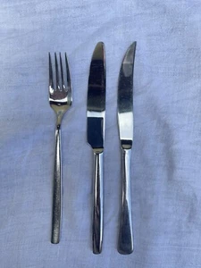 WMF  -2 Messer und eine  Gabel - Bild 1 von 2