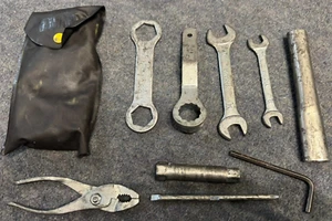 Yamaha TZR250 3XV V Twin Japanese Import Owners Toolkit - Picture 1 of 7