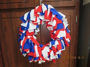 HAND CRAFTED AMERICANA DOUBLE RAG WREATH--RE/WHITE/BLUE--18" ACROSS--A2A - Picture 1 of 12