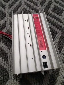 Módulo de atenuación remota Lutron HomeWorks HW-RPM-4U-120 buen estado - Imagen 1 de 2