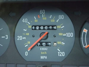 Volvo 240 Gauge Cluster K10042 1991 SEDAN. Only Correct For 1991. 120,014 miles - Picture 1 of 11
