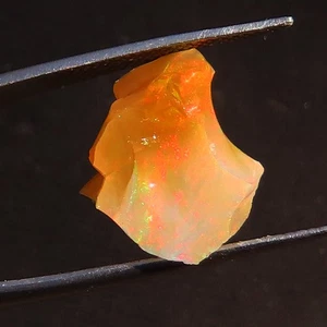 8.40 CT Natural Ethiopian Opal Rough Crystal Healing Opal 12x16x11 mm WR16 - Picture 1 of 7