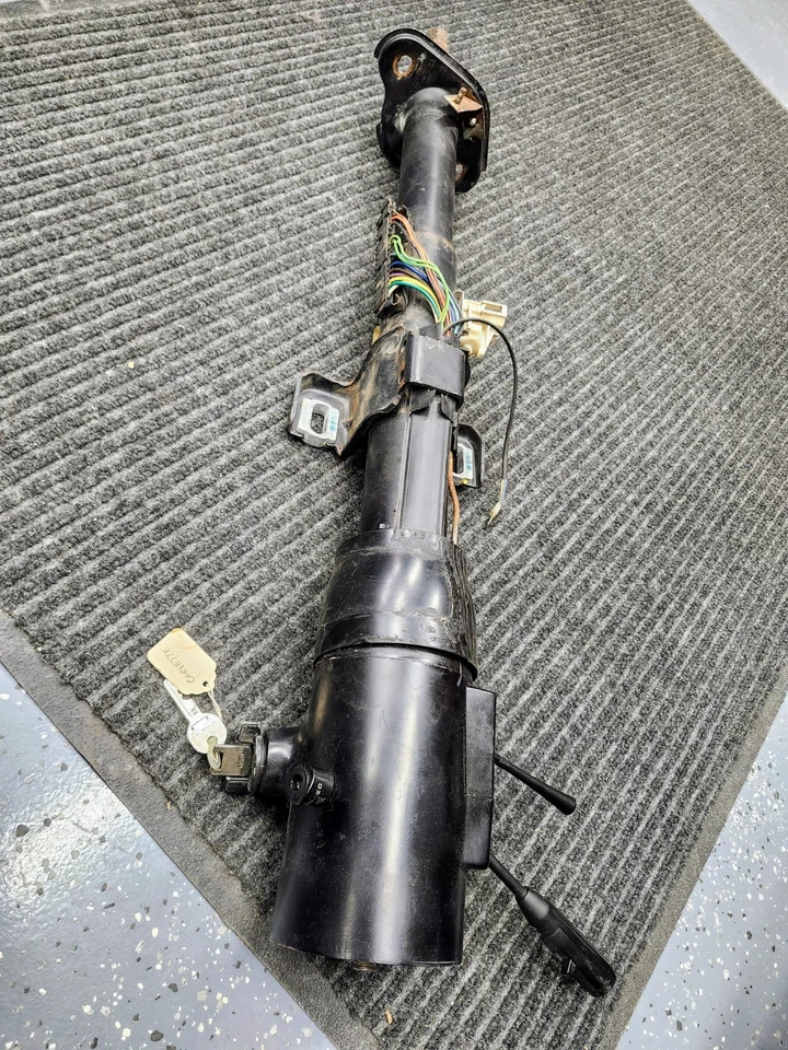 Conjunto de columna de dirección inclinable y palancas USADAS BUENAS con llave 84-85 C4 Corbetas Foto 1 de 4