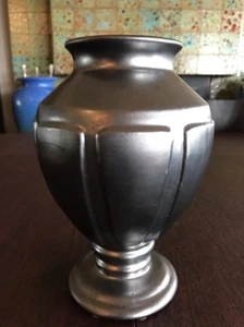 Stately 10” Gun Metal Glaze Urn Vase Gladding McBean? - Picture 1 of 8