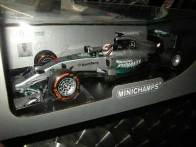 1:18 Minichamps Mercedes AMG Petronas F1 Team W05 L. Hamilton Winner 2014 in OVP - Bild 1 von 2