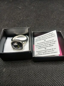 Avon Dinner/Cocktail Onyx Ring Size 9 - Picture 1 of 4