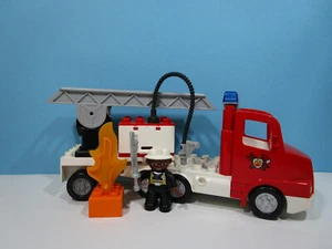 Lego ® Duplo camión de bomberos con bombero - vagón escalera escalera giratoria - Imagen 1 de 1