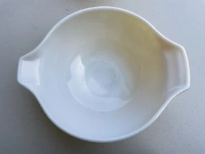Pyrex Yellow Cinderella Nesting Mixing Bowl 443 Vtg 2 1/2 QT Butterfly Gold - Picture 1 of 4
