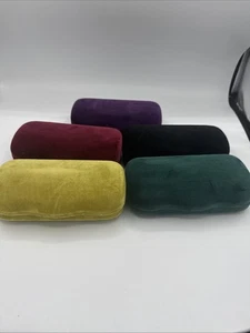 NEU AUTHENTISCHES MEDIUM SCHWARZES GUCCI SONNENBRILLENETUI - Bild 1 von 2