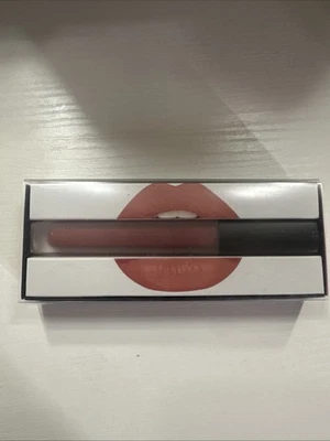 Brand New Huda Beauty Liquid Matte Lipstick Bombshell .14oz/4.2ml - Image 1 of 4
