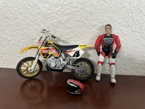 Road Champs MXS Ricky Carmichael #4 Dirt Bike Toy Suzuki Figure Motocross Rare - Picture 1 of 14
